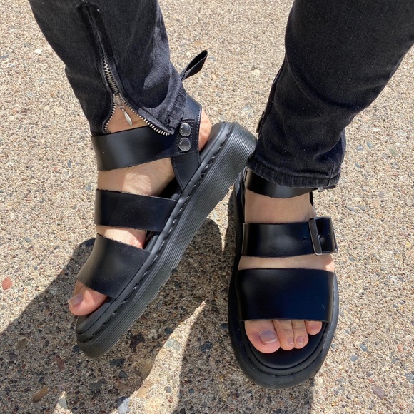 Dr Martens Women's Gryphon Brando Sandals vegan - Picture 2 of 5